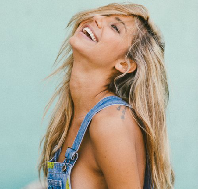 big-boobs-&-going-braless